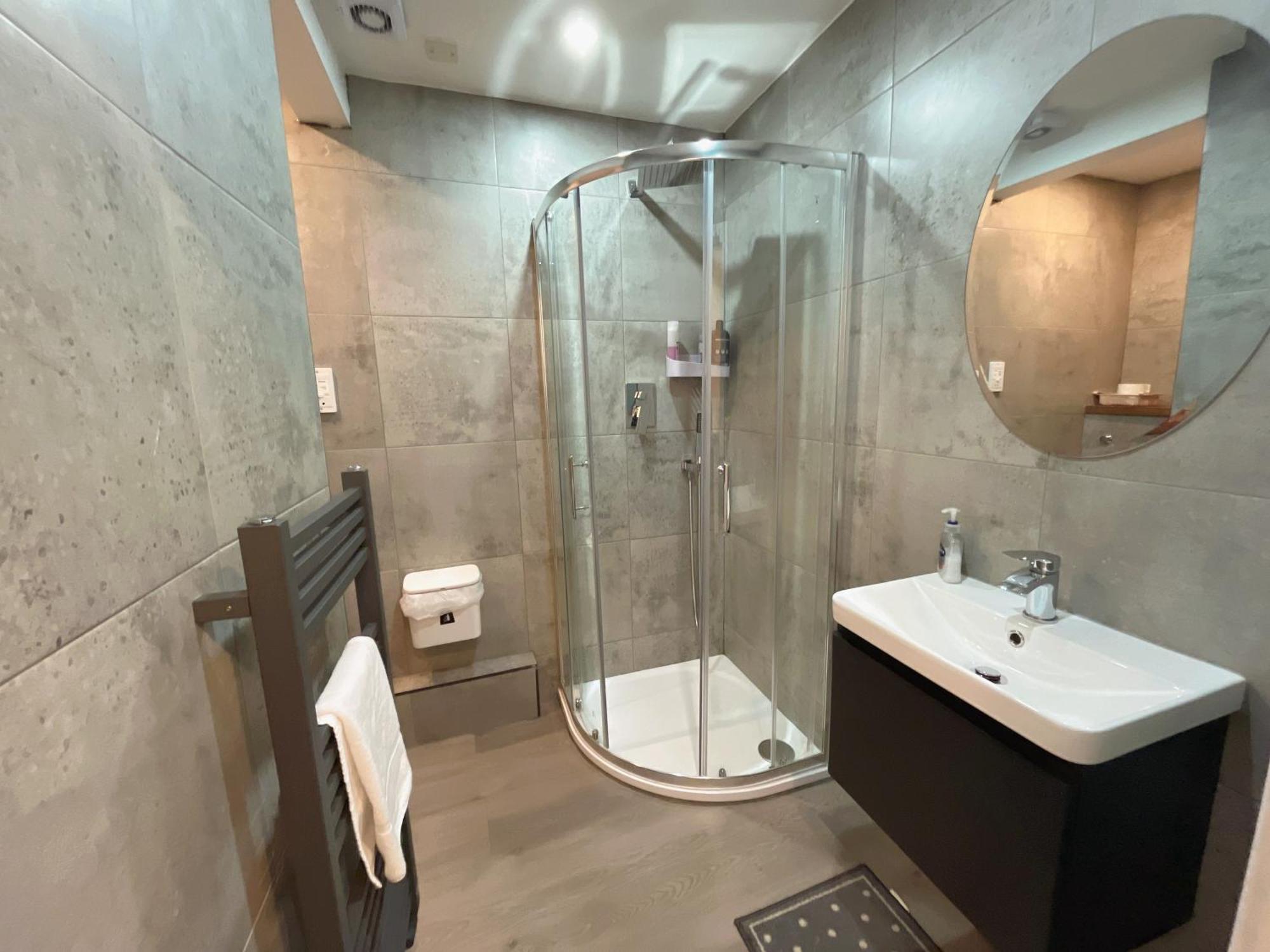 Two Bed Apartment Edynburg Zewnętrze zdjęcie